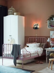 تخت کودک ایکیا با قابلیت تغییر سایز