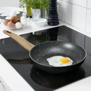 ماهیتابه مشکی 24 سانتی متر ایکیا مدل HUSKNUT
