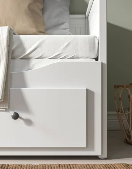 مبل تختخواب شو ایکیا با 3 کشو و 2 تشک سفید مدل HEMNES