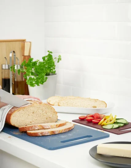 تخته خرد کن ایکیا ست 2 عددی آبی/قرمز تیره مدل BERGTUNGA