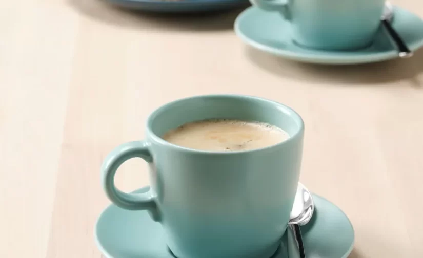 ست 4 عددی فنجان و نعلبکی فیروزه‌ای روشن مات ایکیا مدل FÄRGKLAR