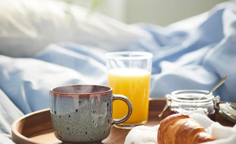 ماگ بژ/سبز 370 میلی لیتر ایکیا مدل GLADELIG