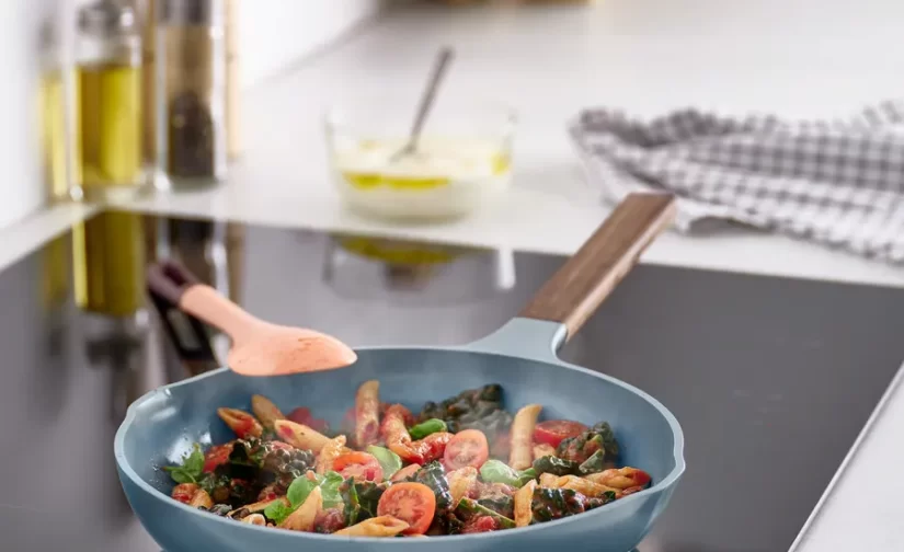 ماهیتابه با روکش نچسب/چوبی خاکستری تیره-آبی سایز ۲۴ ایکیا مدل KLIPPFISK