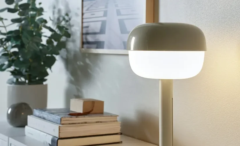 چراغ رومیزی بژ ۳۶ سانتیمتری ایکیا مدل BLÅSVERK