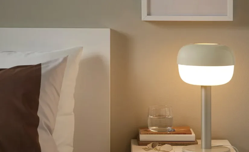 چراغ رومیزی بژ ۳۶ سانتیمتری ایکیا مدل BLÅSVERK