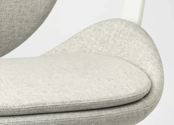 صندلی اداری دسته‌دار رنگ بژ/سفید ایکیا مدل HATTEFJÄLL