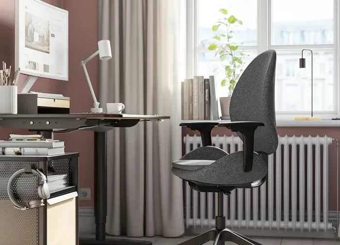 صندلی اداری دسته‌دار رنگ خاکستری تیره/مشکی ایکیا مدل HATTEFJÄLL