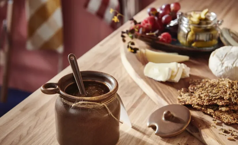 جار دربدار با قاشق قهوه‌ای ۰.۳ لیتر ایکیا مدل KÖSSEBÄR