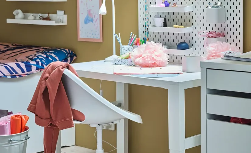 صندلی تحریر کودک با روکش سفید/فیروزه‌ای ایکیا مدل LOBERGET / SIBBEN