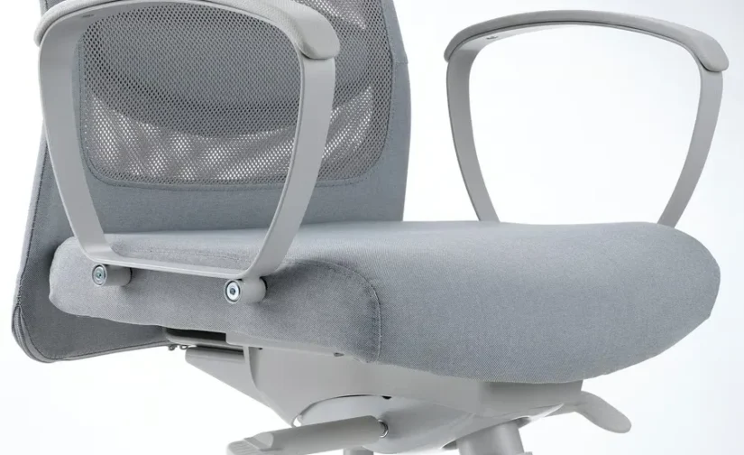 صندلی اداری ویسل خاکستری روشن متوسط ایکیا مدل MARKUS