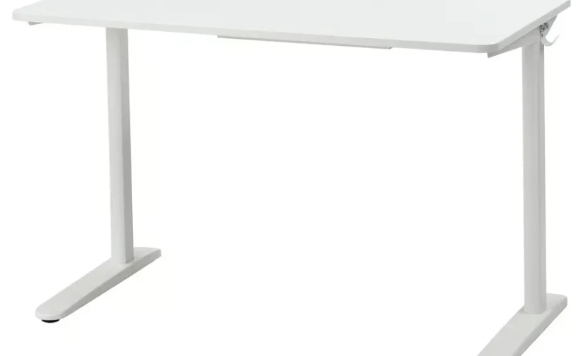 میز تحریر سفید سایز ۱۱۷x۶۰ ایکیا مدل RELATERA