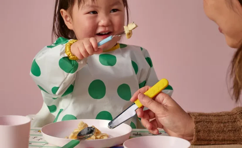 سرویس قاشق و چنگال کودک ۳ تکه رنگ‌های متنوع ایکیا مدل SMASKA