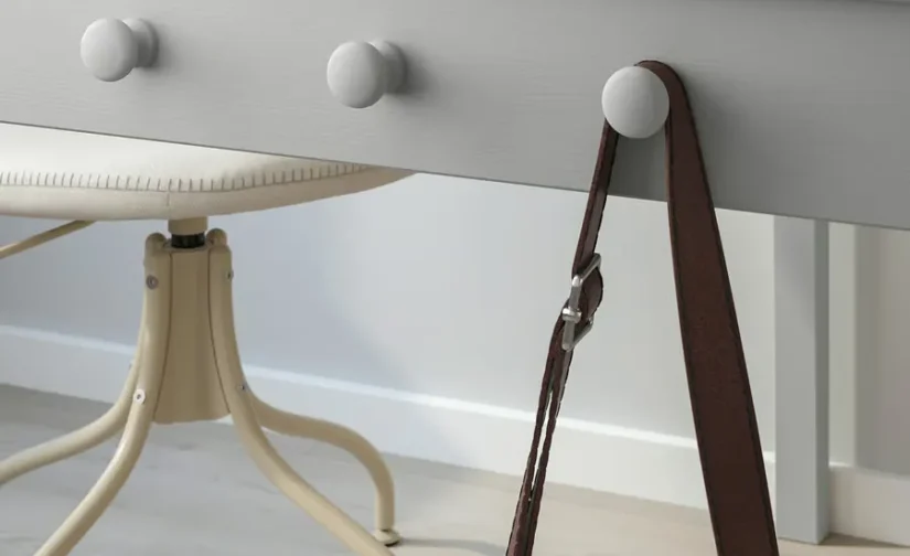 میز تحریر خاکستری روشن سایز ۱۲۲x۶۰ ایکیا مدل SMYGA