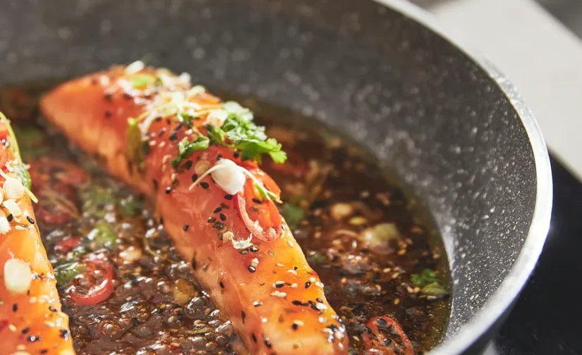 ماهیتابه روکش نچسب مشکی سایز 28 ایکیا مدل HUSKNUT