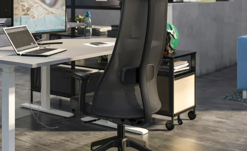 صندلی اداری با دسته مشکی ایکیا مدل JÄRVFJÄLLET