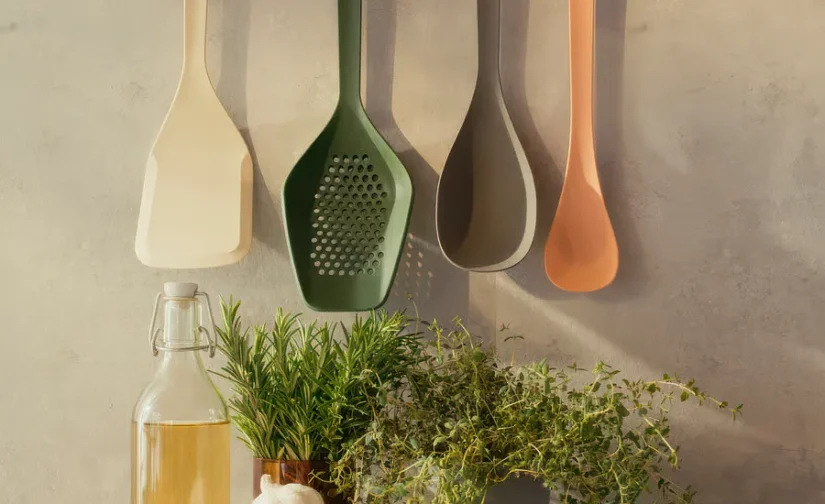 کفگیر بژ روشن/آنتراسیت سایز ۳۲ ایکیا مدل KNORRHANE