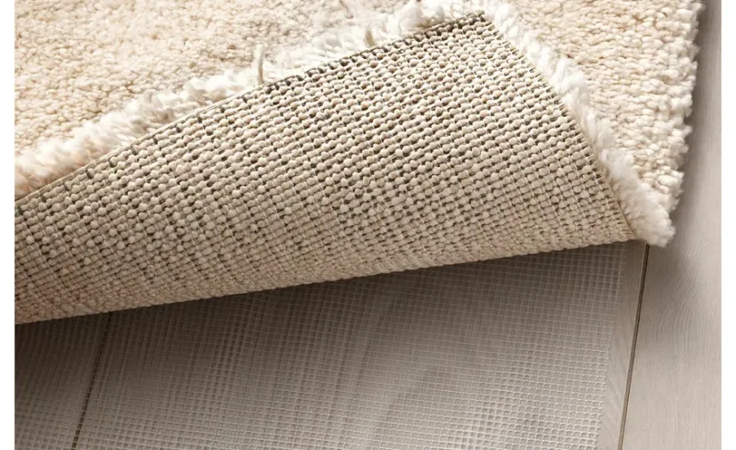 فرش پرز کوتاه سفید مایل به کرم سایز ۲۰۰x۳۰۰ ایکیا مدل STOENSE