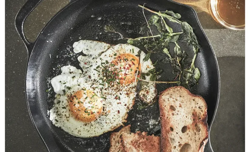 ماهیتابه چدنی سایز 28 ایکیا مدل VARDAGEN