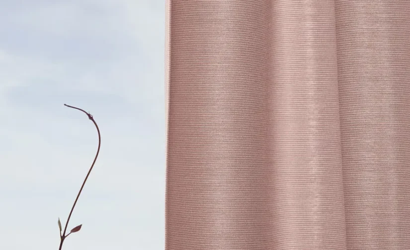 یک جفت پرده ضخیم ایکیا صورتی/با نوار تزئینی سایز ۱۴۵x۳۰۰ مدل VILBORG