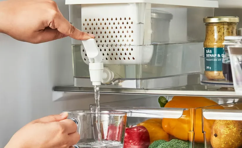 ظرف با درب شیشه‌ای برای یخچال شفاف ۴.۵ لیتر ایکیا مدل KLIPPKAKTUS