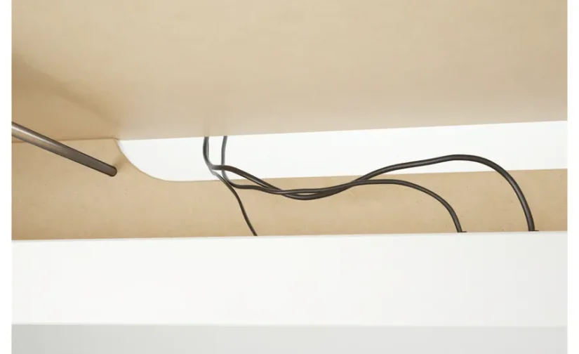 میز تحریر با پنل کشویی سفید سایز ۱۵۱x۶۵ ایکیا مدل MALM