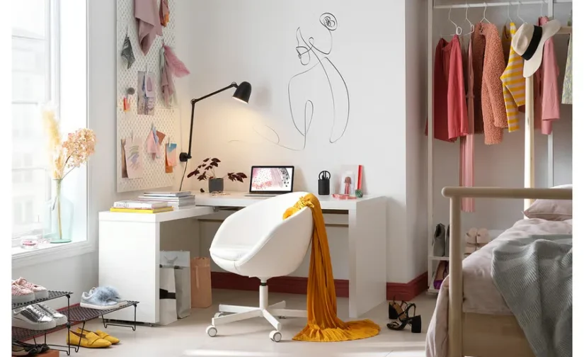 میز تحریر با پنل کشویی سفید سایز ۱۵۱x۶۵ ایکیا مدل MALM