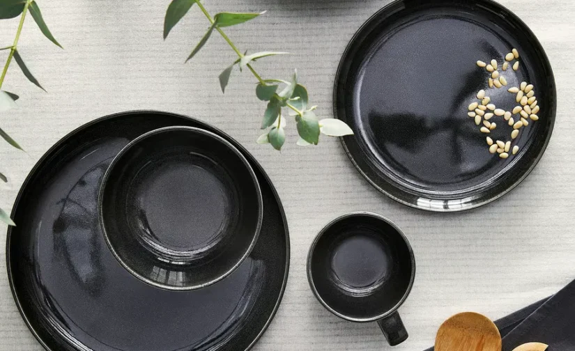 بشقاب گود خاکستری تیره ۲۱ سانتی‌متری ایکیا مدل GLADELIG