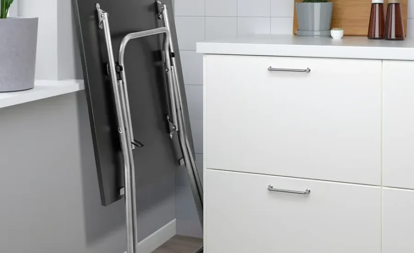 میز تاشو مشکی سایز ۶۷x۶۷ ایکیا مدل GUNDE