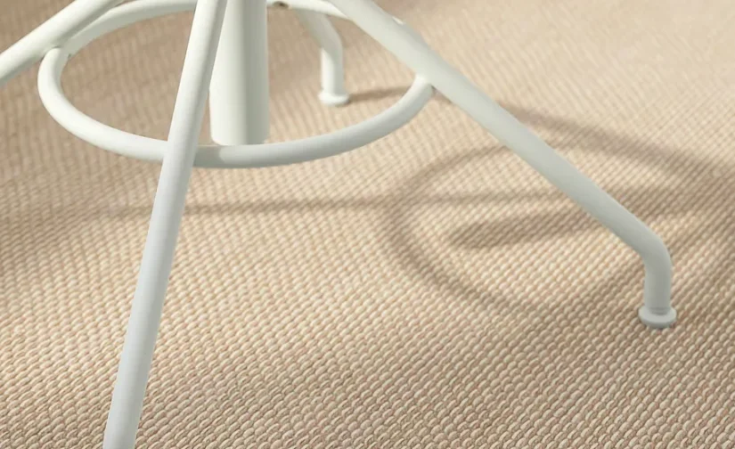 صندلی چرخان با دسته بژ/سفید ایکیا مدل STIGBYGEL