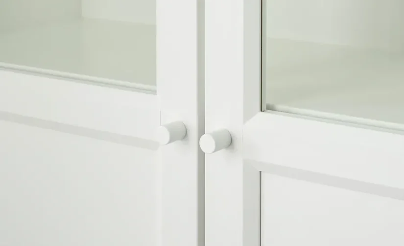 کتابخانه با درهای شیشه‌ای/پانلی سفید سایز ۸۰x۳۰x۲۰۲ ایکیا مدل BILLY / OXBERG