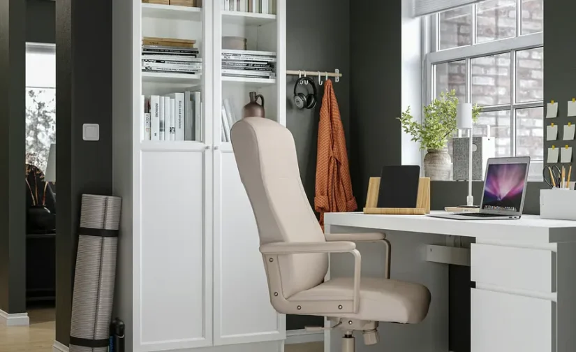 کتابخانه با درهای شیشه‌ای/پانلی سفید سایز ۸۰x۳۰x۲۰۲ ایکیا مدل BILLY / OXBERG