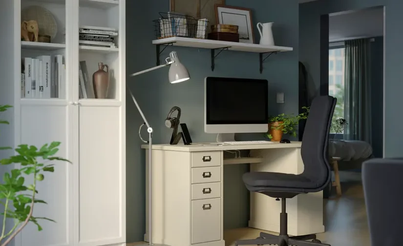 کتابخانه با درهای شیشه‌ای/پانلی سفید سایز ۸۰x۳۰x۲۰۲ ایکیا مدل BILLY / OXBERG