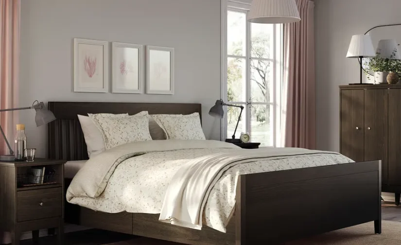 قاب تخت خواب با فضای ذخیرهسازی رنگآمیزی قهوهای تیره سایز۱۸۰x۲۰۰ ایکیا مدل IDANÄS