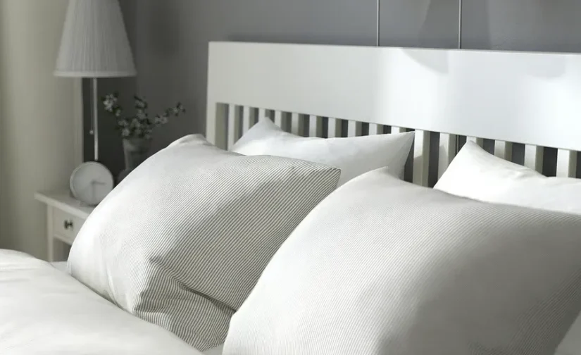 قاب تخت خواب با فضای ذخیرهسازی رنگآمیزی سفید سایز۱۸۰x۲۰۰ ایکیا مدل IDANÄS