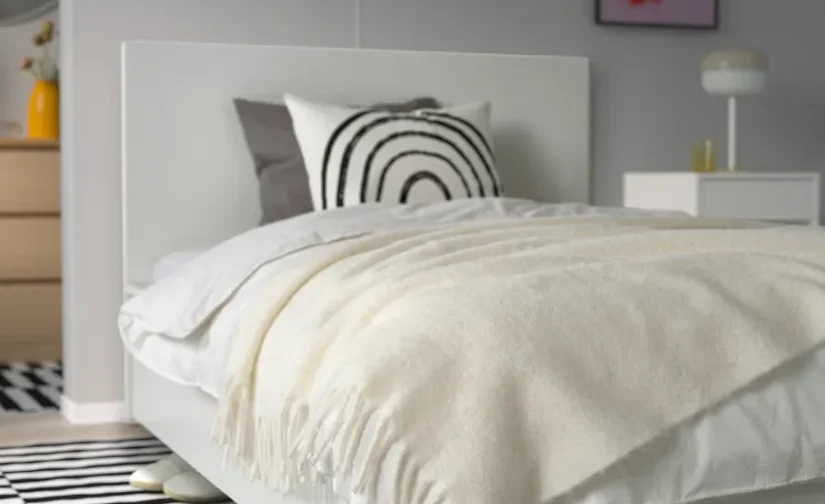 شال مبل سفید سایز ۱۳۰x۱۷۰ ایکیا مدل KLIPPOXEL