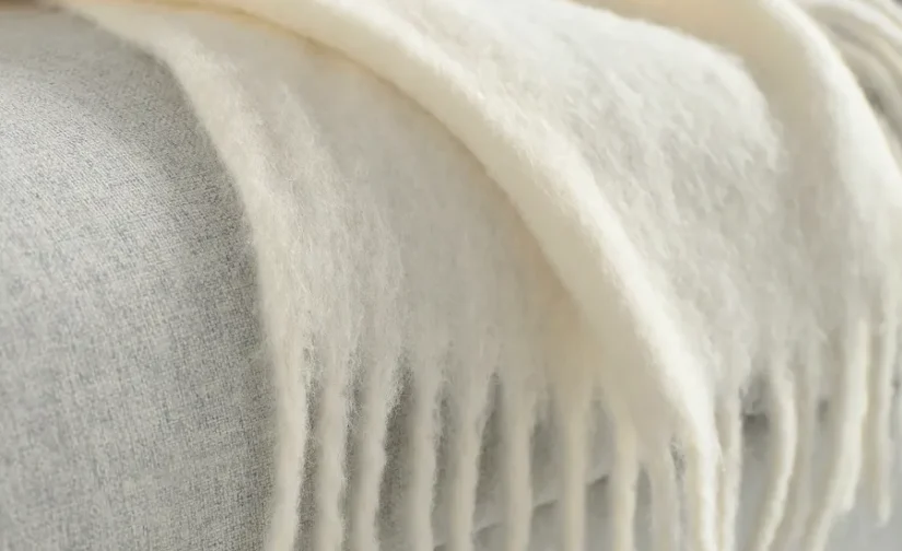 شال مبل سفید سایز ۱۳۰x۱۷۰ ایکیا مدل KLIPPOXEL