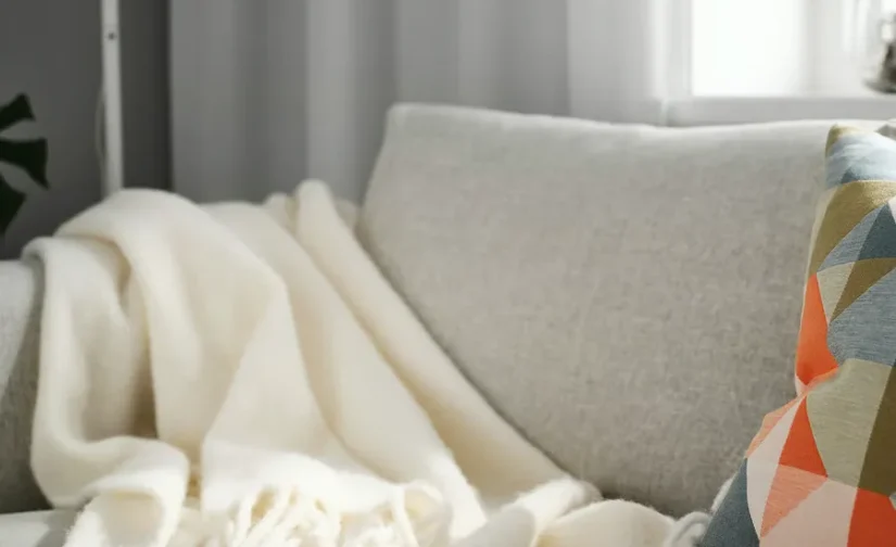 شال مبل سفید سایز ۱۳۰x۱۷۰ ایکیا مدل KLIPPOXEL