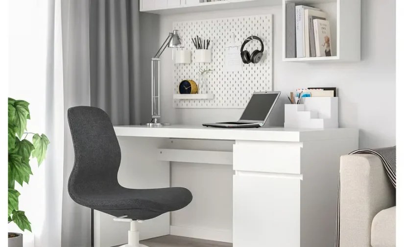 صندلی کنفرانس گونارد خاکستری تیره/سفید ایکیا مدل LÅNGFJÄLL