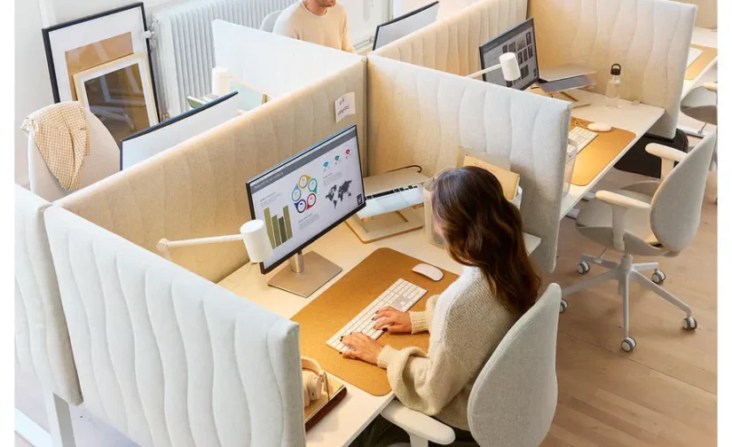 میز تحریر سفید سایز ۱۶۰x۸۰ ایکیا مدل MITTZON