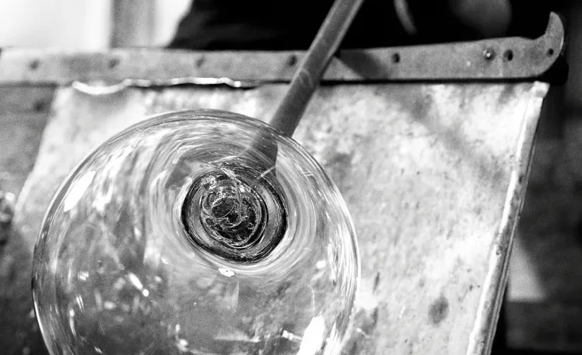 آباژور رومیزی شیشه روکش نیکل/خاکستری ایکیا مدل HÖGVIND