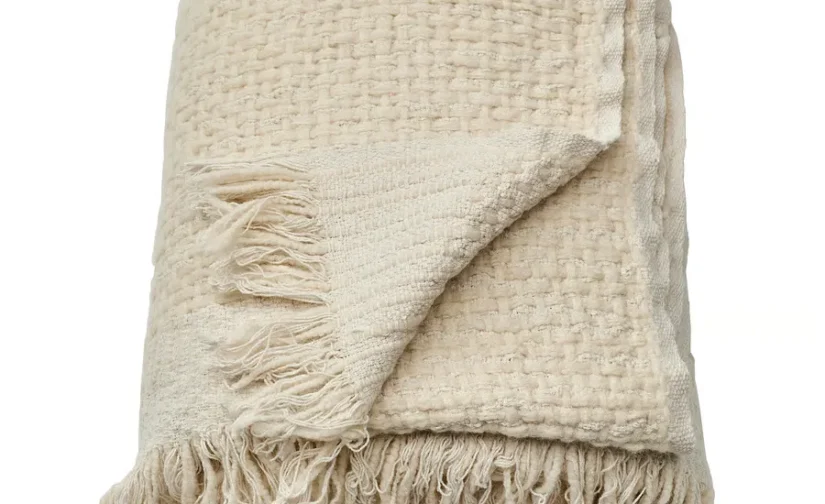 شال مبل شیری رنگ ایکیا مدل LAPPTÅG