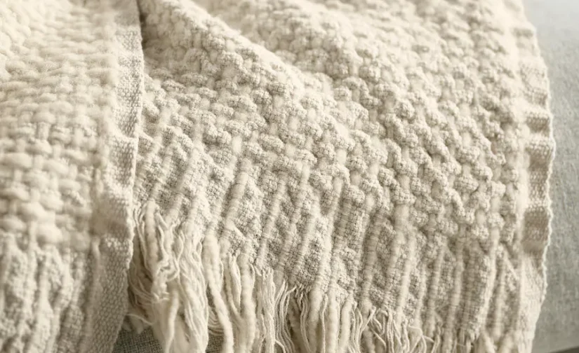 شال مبل شیری رنگ ایکیا مدل LAPPTÅG