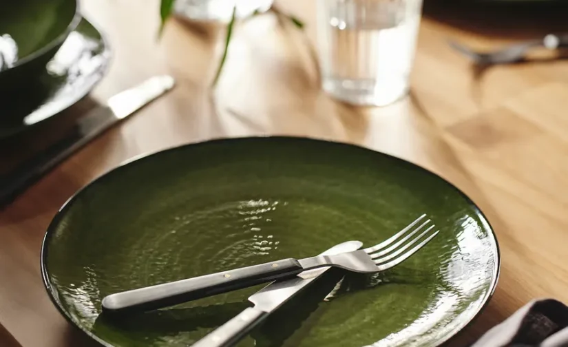 بشقاب سبز سایز ۲۶ سانتی‌متر ایکیا مدل PELARKAKTUS