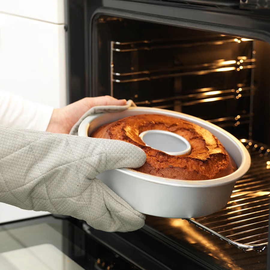 قالب کیک با پایه شل نقرهای رنگ ایکیا مدل VARDAGEN