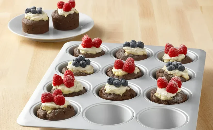 قالب مافین نقره‌ای رنگ سایز ۳۸x۲۹ ایکیا مدل VARDAGEN