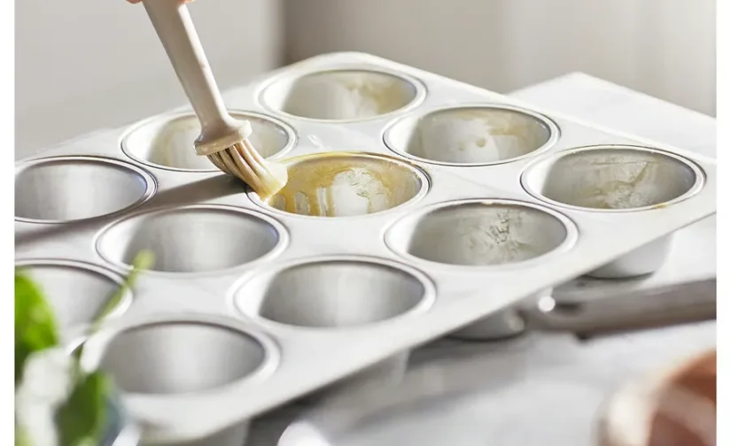 قالب مافین نقره‌ای رنگ سایز ۳۸x۲۹ ایکیا مدل VARDAGEN