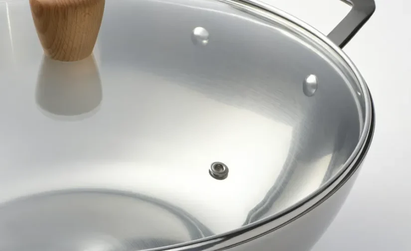 وک با درب شیشه/فولاد کربنی راش سایز ۳۲ ایکیا مدل VARDAGEN