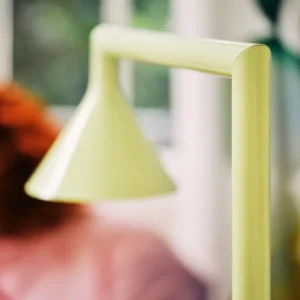 آباژور ایستاده زرد ۱۸۲ سانتی‌متر ایکیا مدل IKEA PS 2026