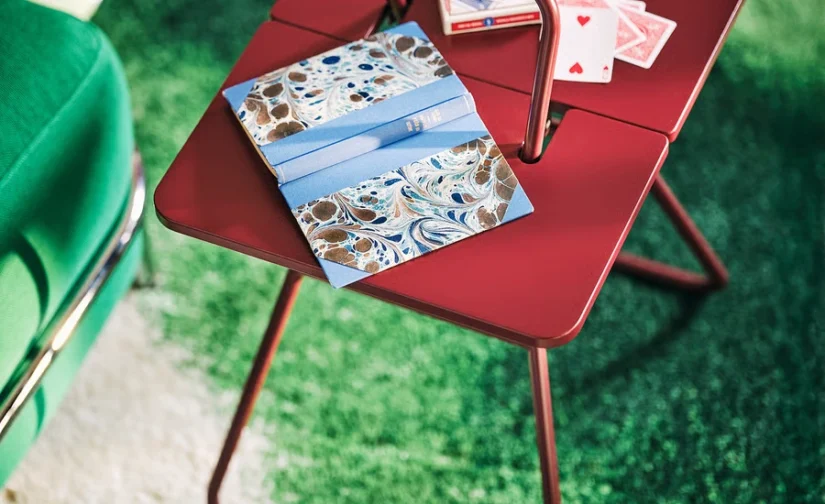 میز عسلی قرمز تیره، ۵۰x۴۰ سانتی‌متر ایکیا مدل IKEA PS 2026