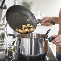 ماهیتابه، روکش نچسب/استیل ضد زنگ، 24 سانتی‌متر ایکیا مدل MIDDAGSMAT